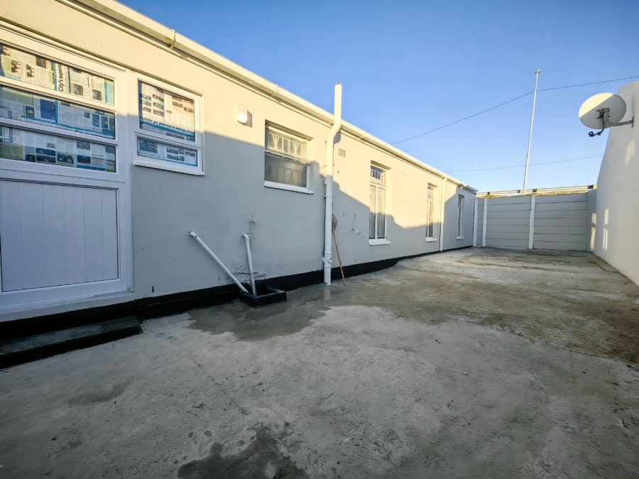 3 Bedroom Property for Sale in Portlands Western Cape